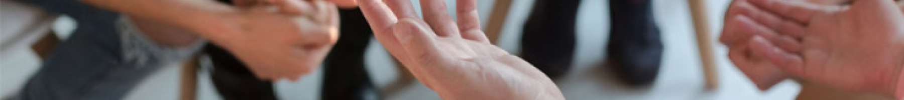 Integrating Mentalizing and DBT for Borderline Personality Disorder Focus on people's hands in a group session