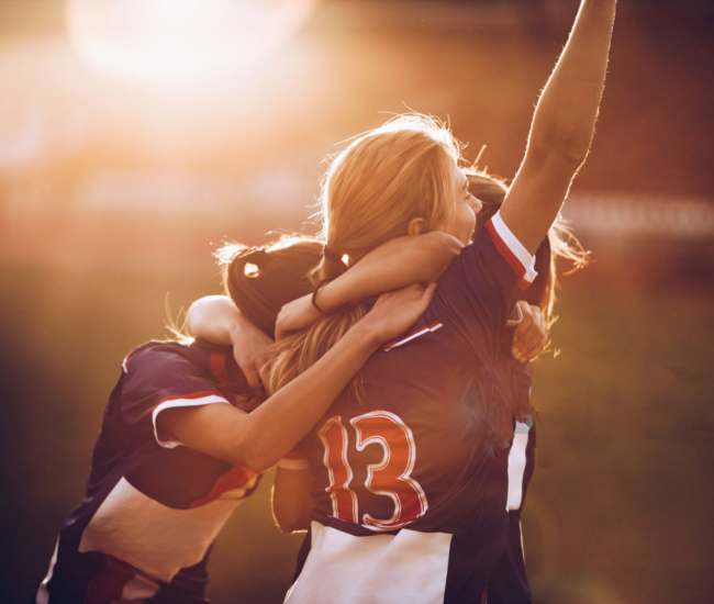 Des enfants faisant du sport