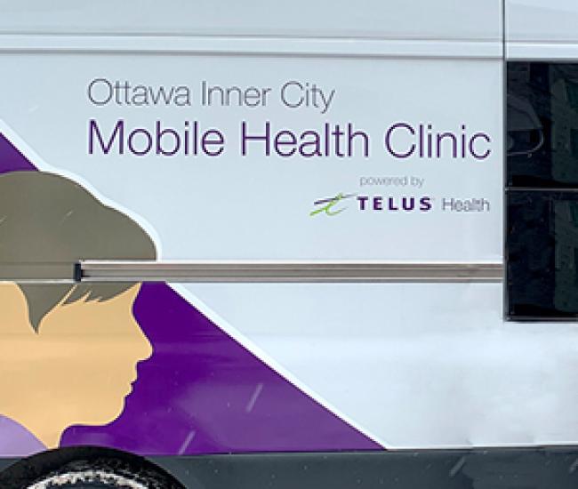 La camionnette de la clinique de santé mobile d’Ottawa Inner City Health